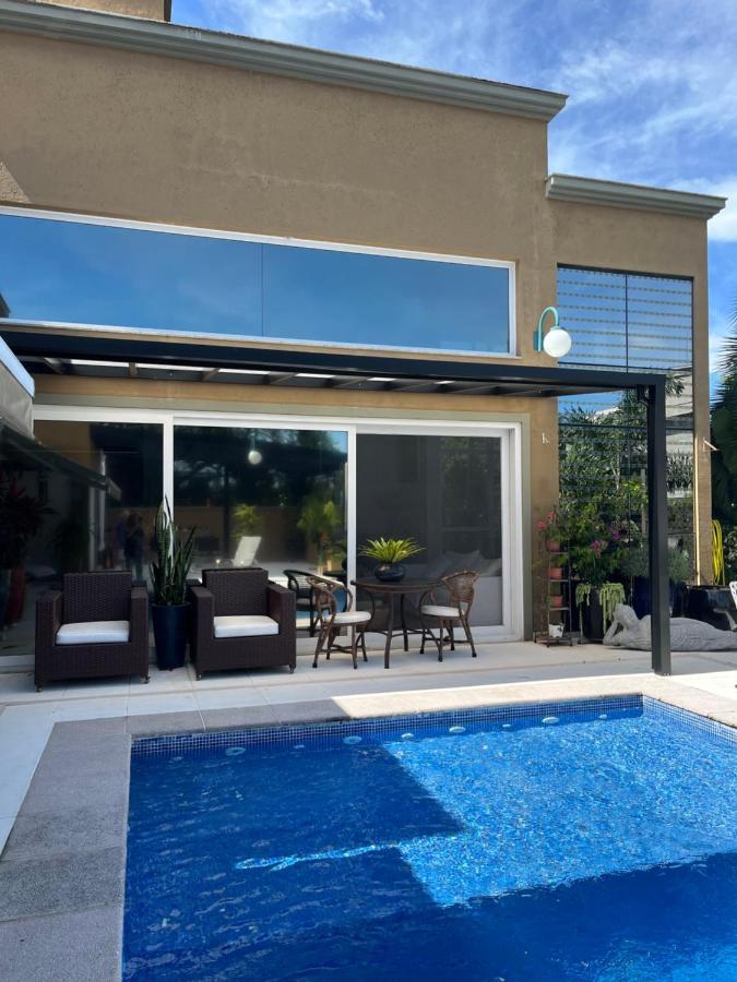 Em Linda Casa Em Jurere Internacional *