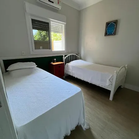 Suite Em Linda Casa Em Jurere Internacional Florianopolis Room photo